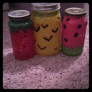 Cute decorated mason jars!